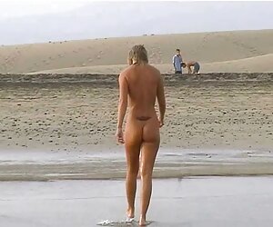 Cô có một quan hệ với người vlxx bo chong nang dau bạn tốt nhất và cô FWB