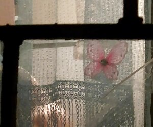 Nhút nhát và thiếu vlxx han quoc niên erica avalos cô em họ