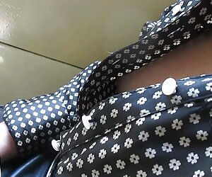 Busty cô gái tóc vàng Xem vlxx tre em trong nhà bếp