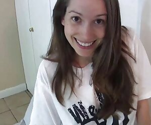 Cô bé ngọt ngào webcam Yourmidnightcoffe vlxx doi vo